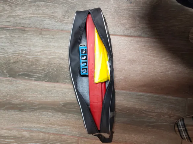 Kit Triángulos Mercedes-Benz Original