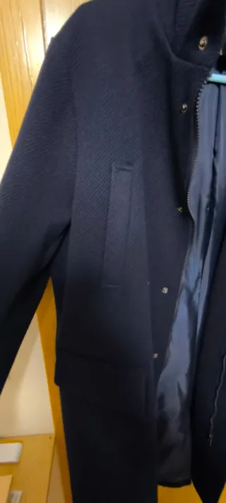 Abrigo de hombre azul marino