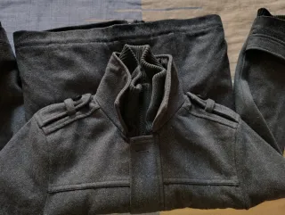 Abrigo Bershka talla M