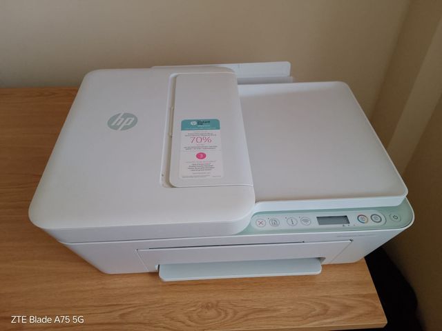 Impresora Escáner HP DeskJet Plus 4122