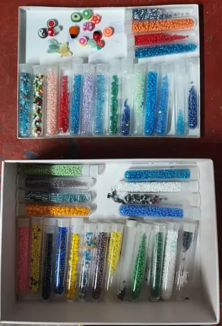 Caja de perlas de plástico para bisutería