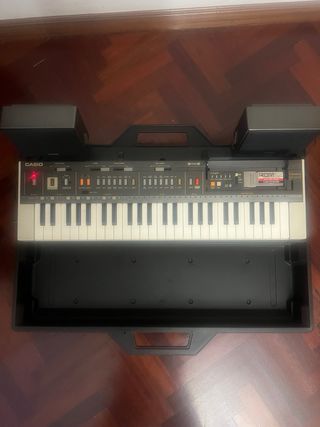 Órgano electrónico Casio