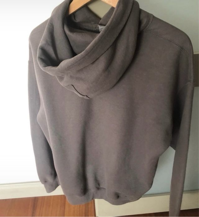 Sudadera Wolfthings con logo de lobo