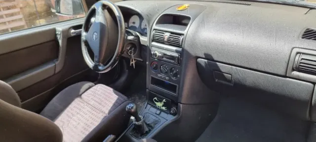 Opel Astra 2000