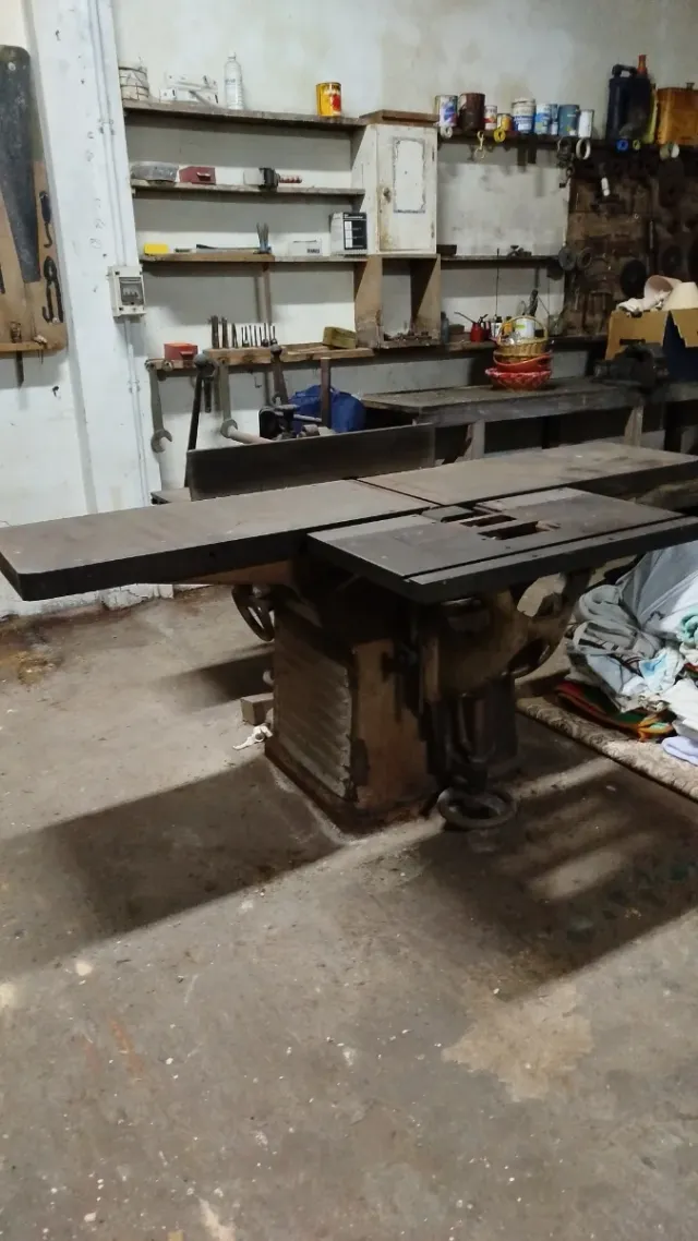 Cepillo industrial para madera