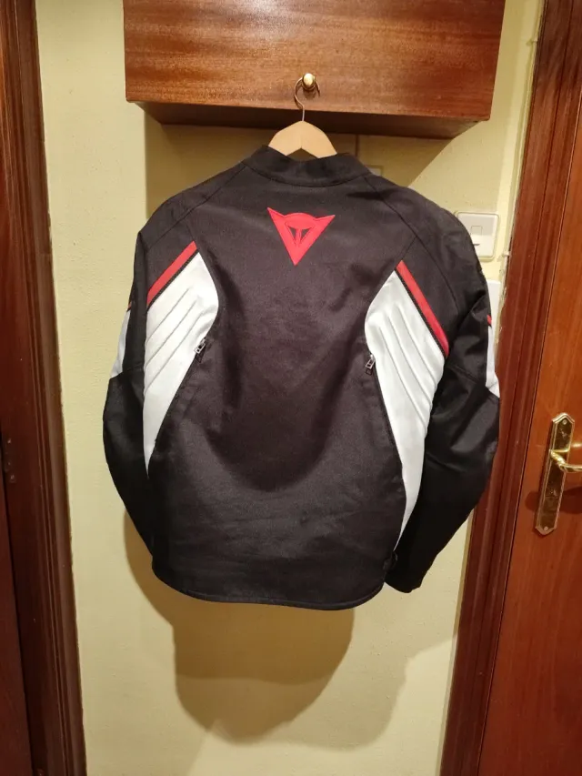 Cazadora Dainese Avro D2 Talla 52