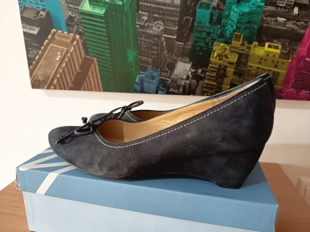 Zapatos de cuña Montesinos azul T.41