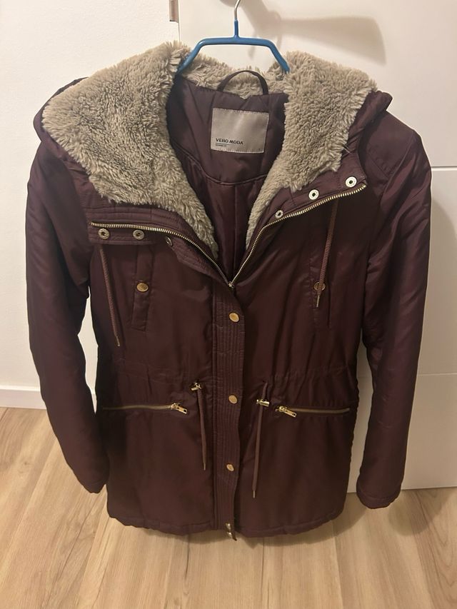 Abrigo Vero Moda Burdeos Talla S