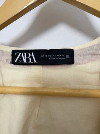 Chaleco Zara bordado flores talla única