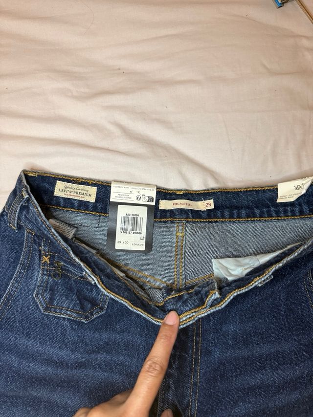 Levi's Jeans Acampanados Talle Alto