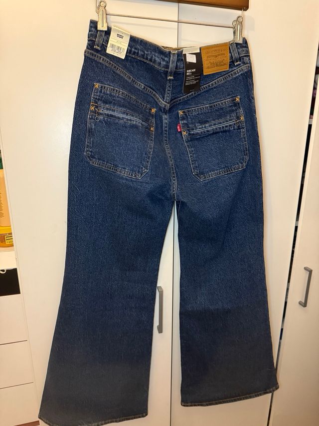 Levi's Jeans Acampanados Talle Alto