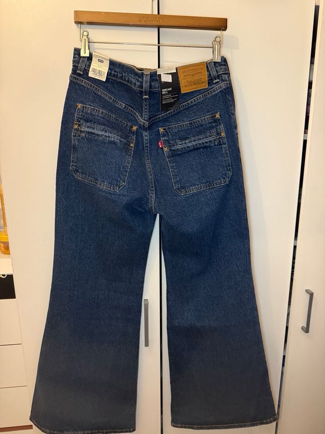 Levi's Jeans Acampanados Talle Alto
