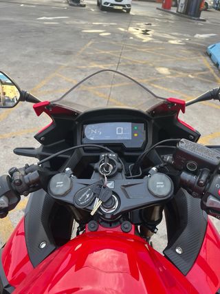 Honda CBR 500R 2023 Roja