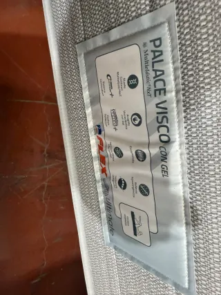 Base tapizada y colchón Flex Palace 160x190