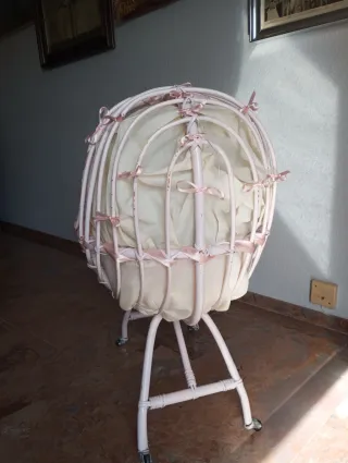 Moisés para muñecas de mimbre