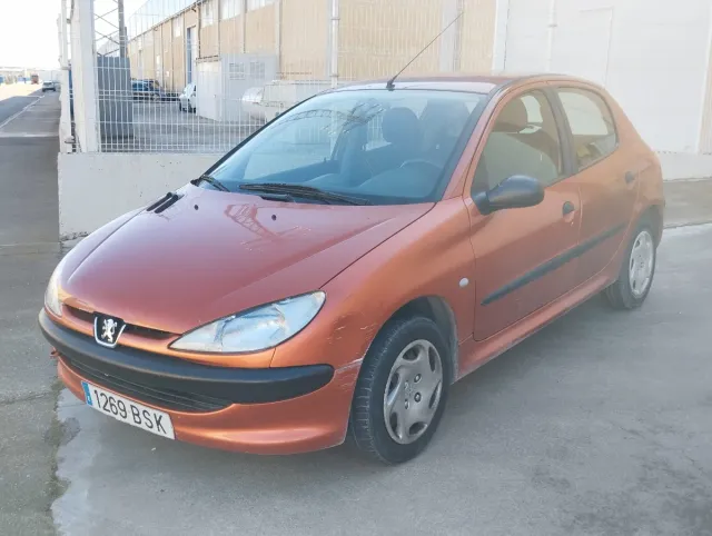 Peugeot 206 2002