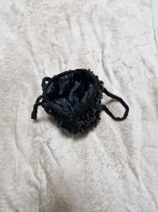 Bolso bombonera negro de fiesta