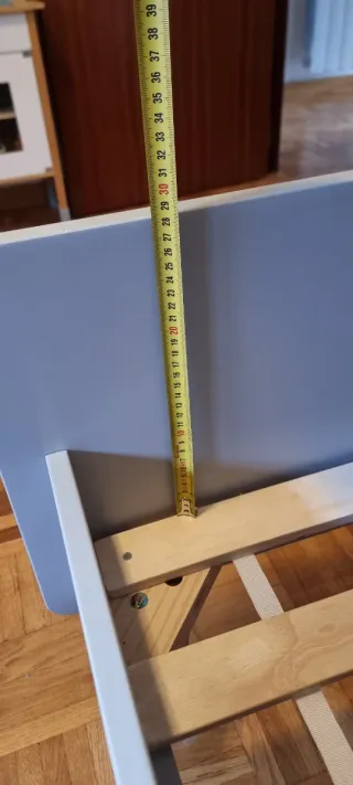 Cama infantil con somier