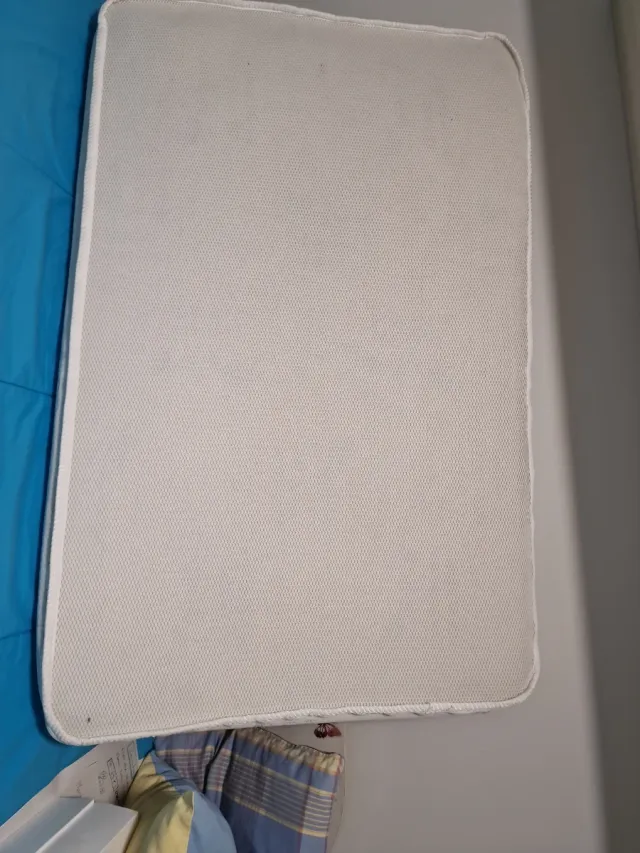 Colchón pequeño cama convertible cuna La Cigüeña 1