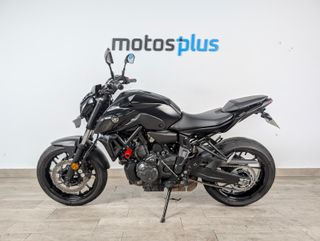 YAMAHA MT 07 2023