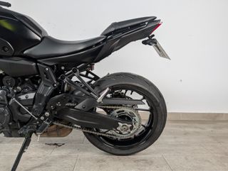YAMAHA MT 07 2023