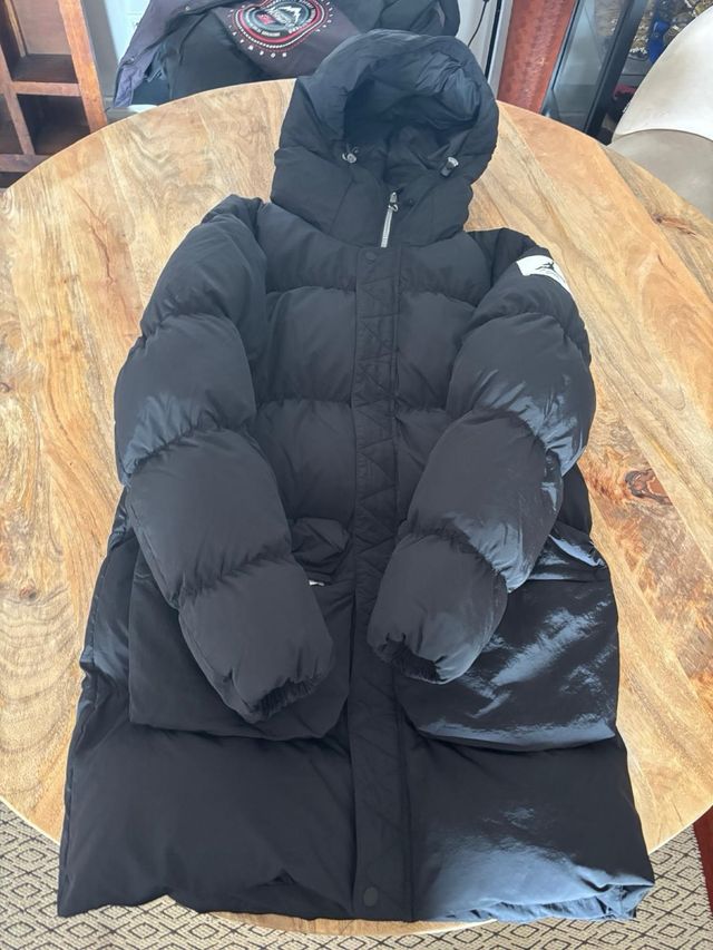 Abrigo Jordan Negro Talla M