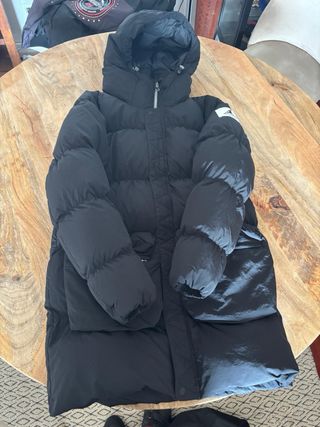 Abrigo Jordan Negro Talla M