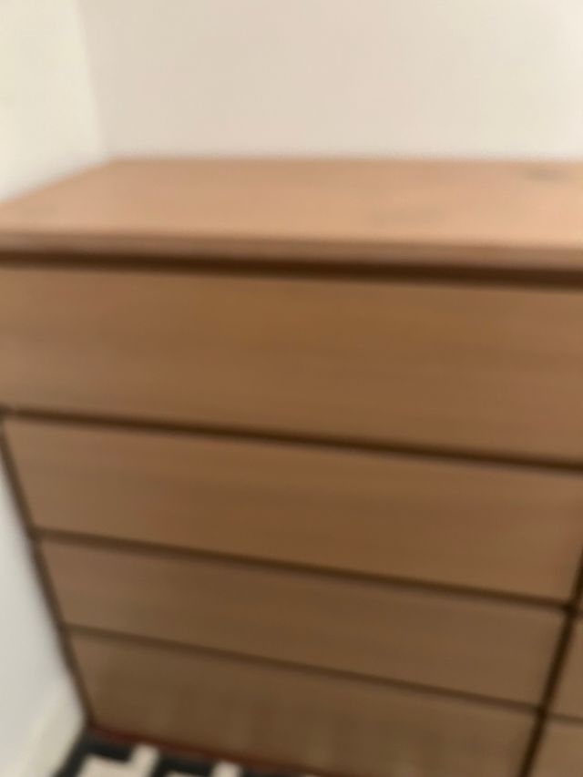 Comodino Malm 4 cassetti in legno