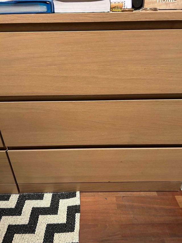 Comodino Malm 4 cassetti in legno