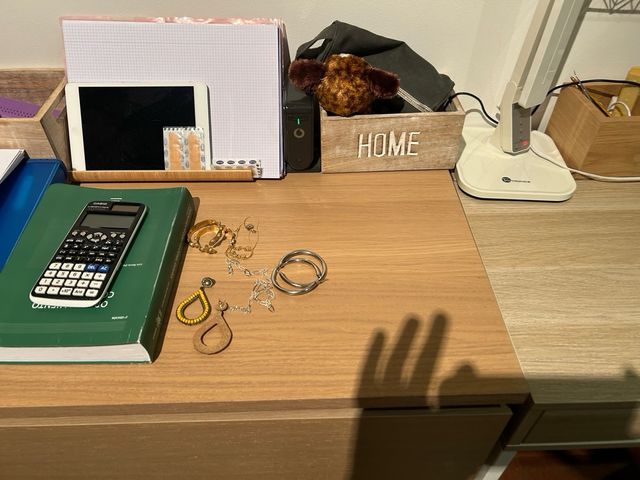 Comodino Malm 4 cassetti in legno