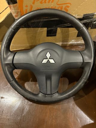 Volante Mitsubishi Colt