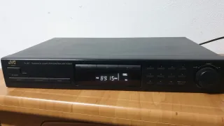 Ecualizador JVC SEA-472+sintonizador JVC