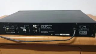 Ecualizador JVC SEA-472+sintonizador JVC