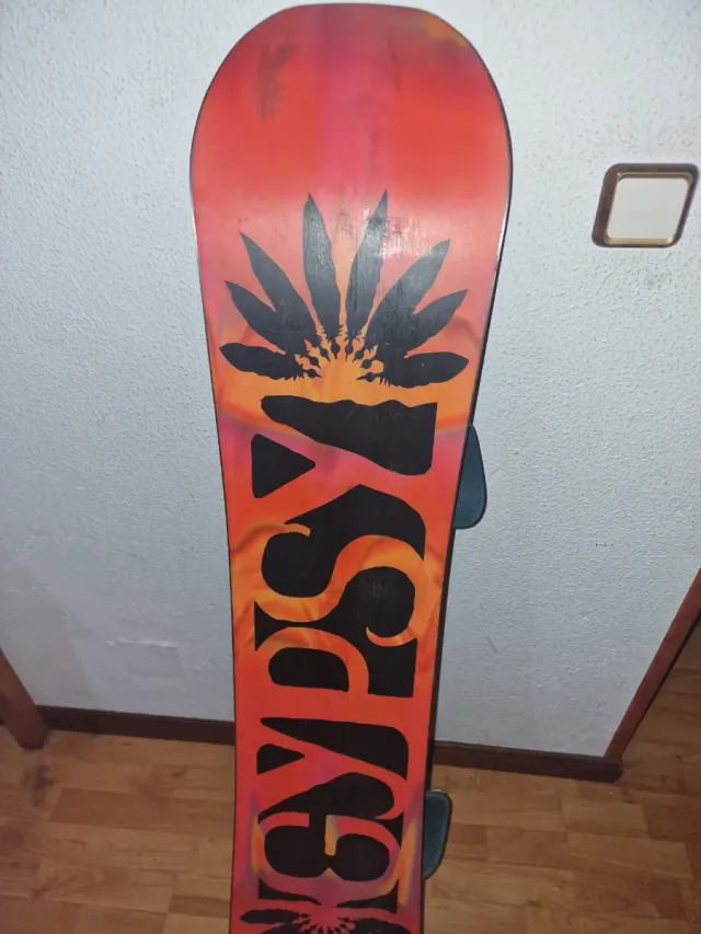 Tabla Snowboard Salomon Gypsy + Fijaciones (135cm)
