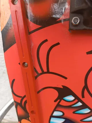 Monopatín Decoración Dibujo Animado Bravo