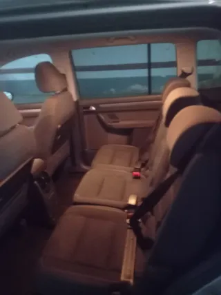 Volkswagen Touran 2011