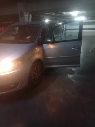 Volkswagen Touran 2011