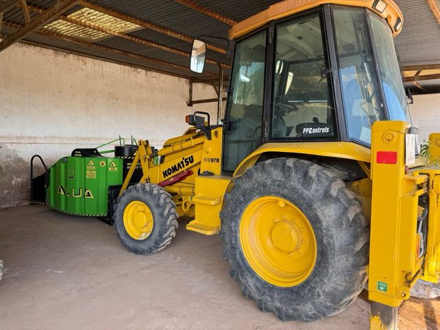 Retroexcavadora Komatsu WB97R