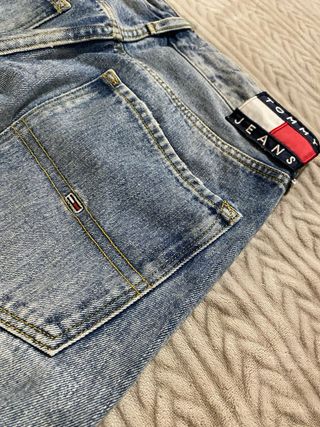 Jeans Tommy Jeans strappati blu