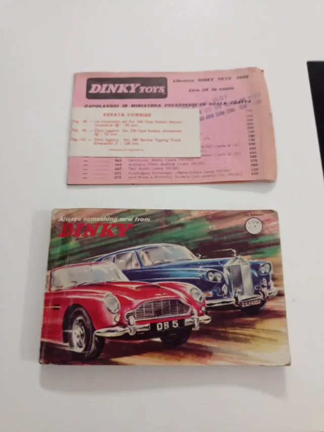 Catálogo Dinky Toys 1966