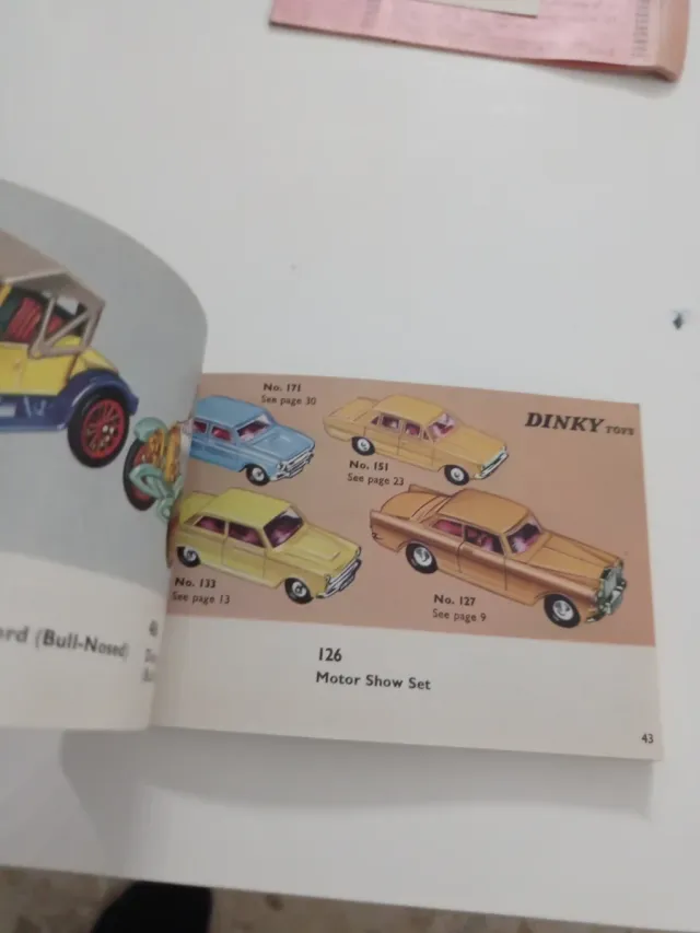 Catálogo Dinky Toys 1966