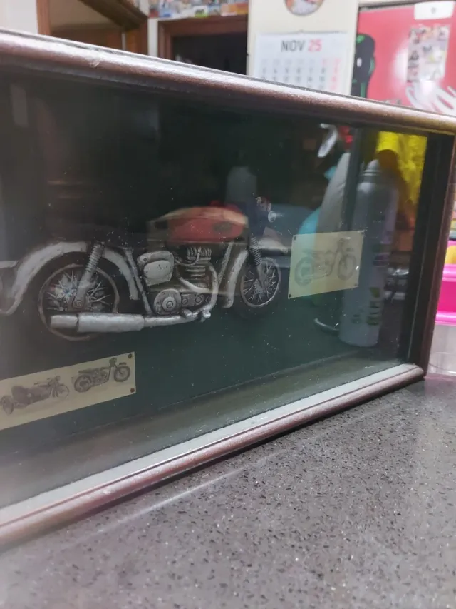 Cuadro cristal expositor decorativo motos antiguas