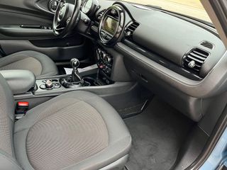 MINI Clubman One D con historial de mantenimiento