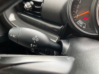 MINI Clubman One D con historial de mantenimiento