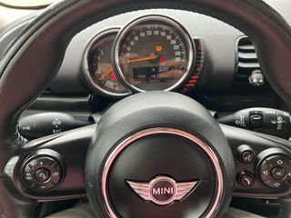 MINI Clubman One D con historial de mantenimiento