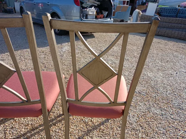 4 Sillas de Comedor Metálicas