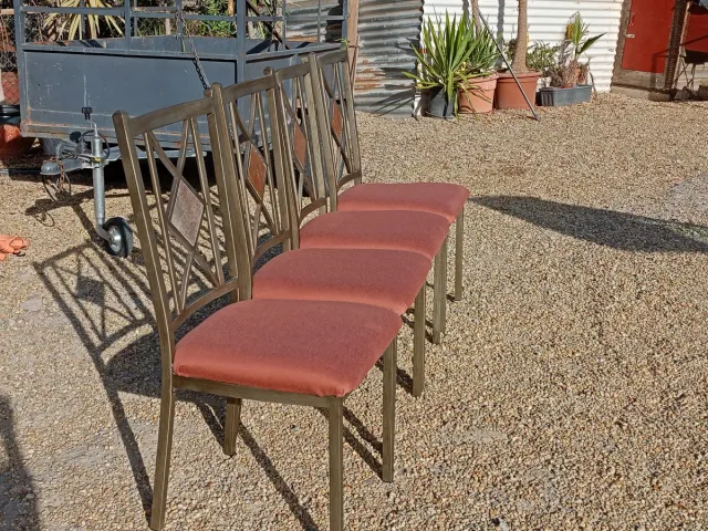 4 Sillas de Comedor Metálicas
