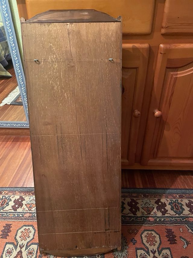 Mueble de pared de madera