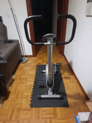 Bicicleta Estática DOMYOS VM120