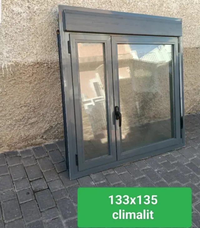 Ventana aluminio 133x135 Climalit